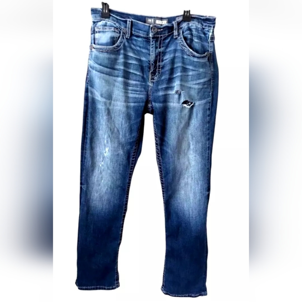 BKE Buckle Mens Jeans Size Tyler 33 X 32 Long Distressed Straight Leg Blue Denim